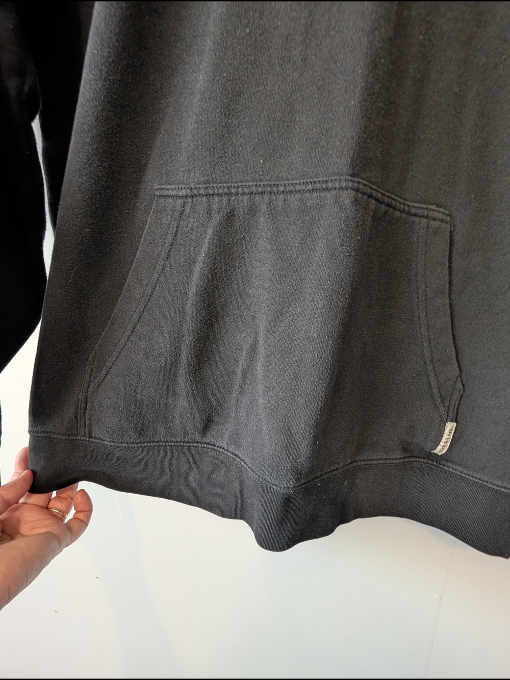 Vans Black Pullover Hoodie with Small Chest Logo - Picture 6 of 8